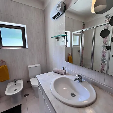 Charming Portuguese With Forested Hill Views * Vimeiro (Leiria)