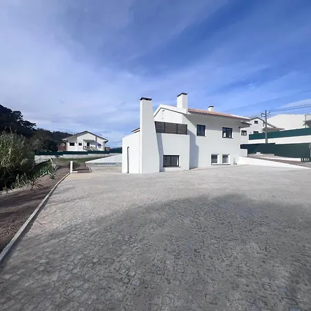 Charming Portuguese With Forested Hill Views Vimeiro (Leiria)
